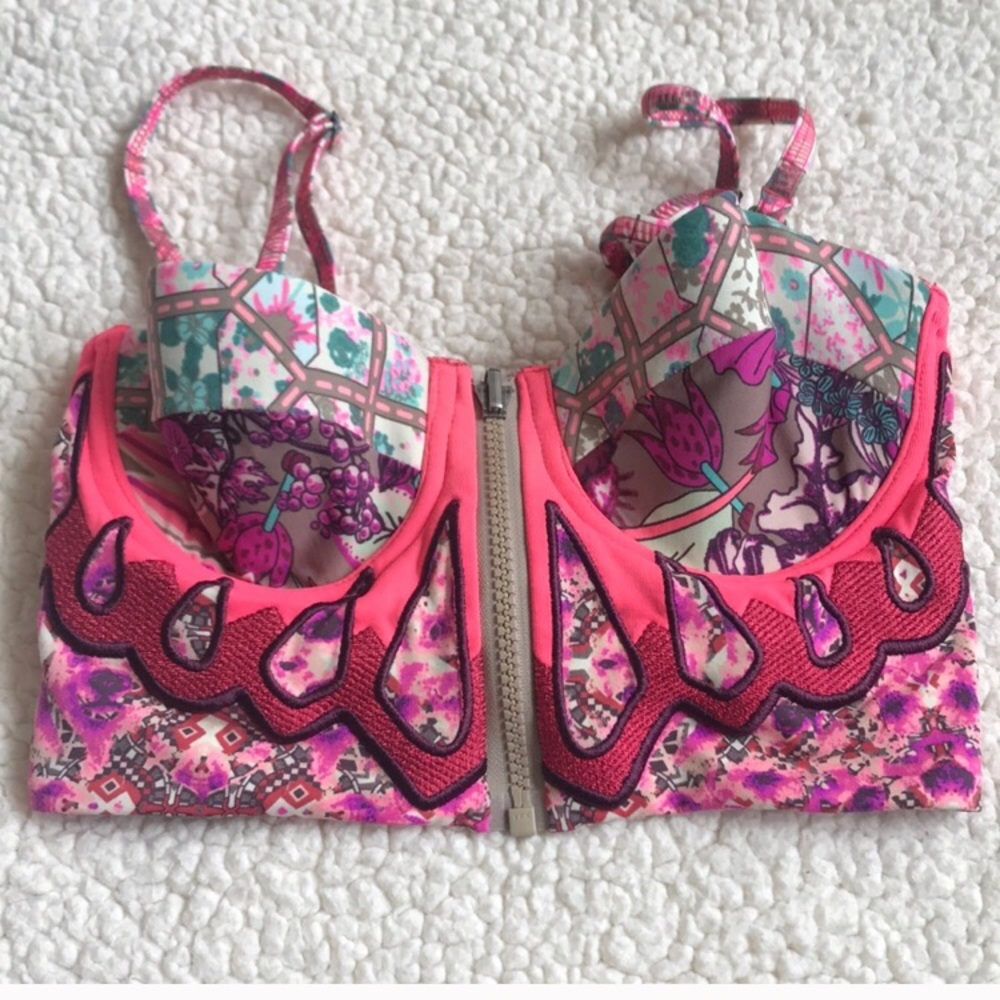 Maaji Aerie Reversible Swimsuit Top